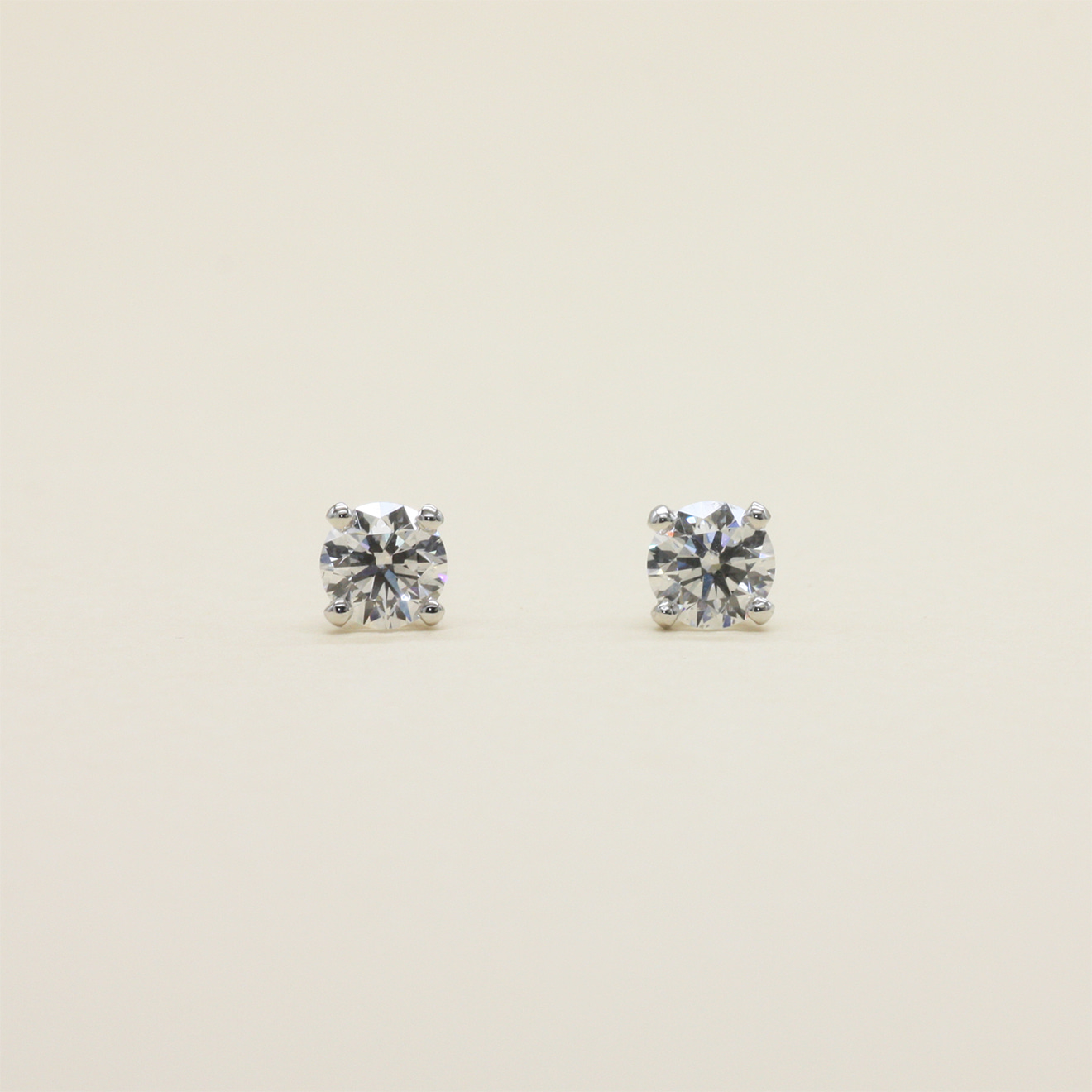 0.1ct(1부) 큐몬드/천연Dia 4Prong Solitaire Earring