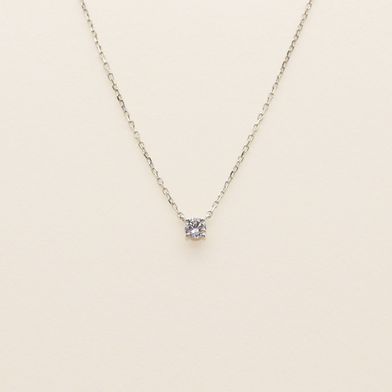 Classic 0.1ct 4Prong Necklace
